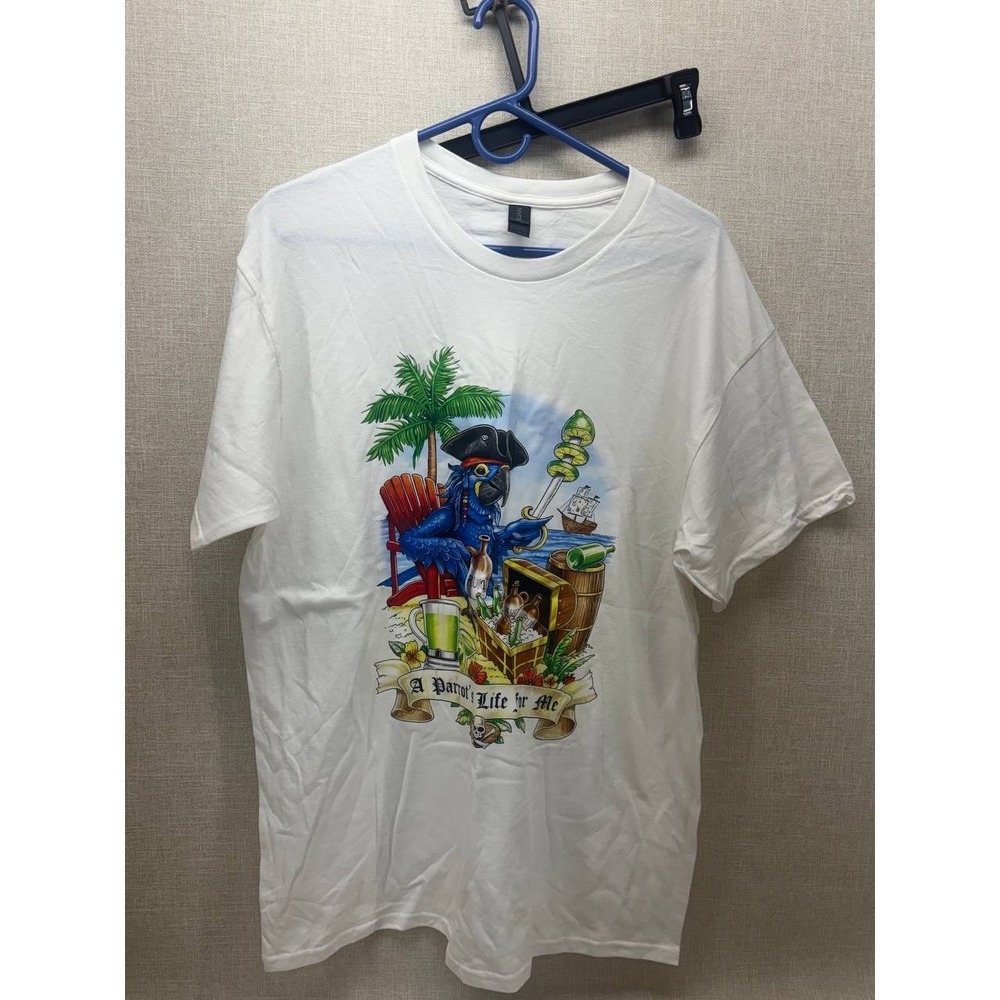 Gildan Heavy Cotton Pirate Parrot Graphic T-Shirt White Large A Parrots Life For